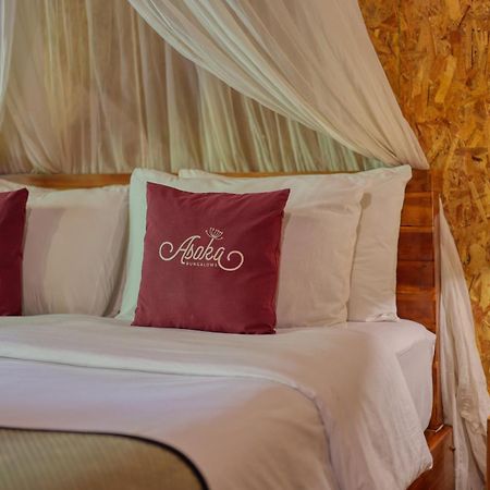 Asoka Bungalows Ped Eksteriør billede
