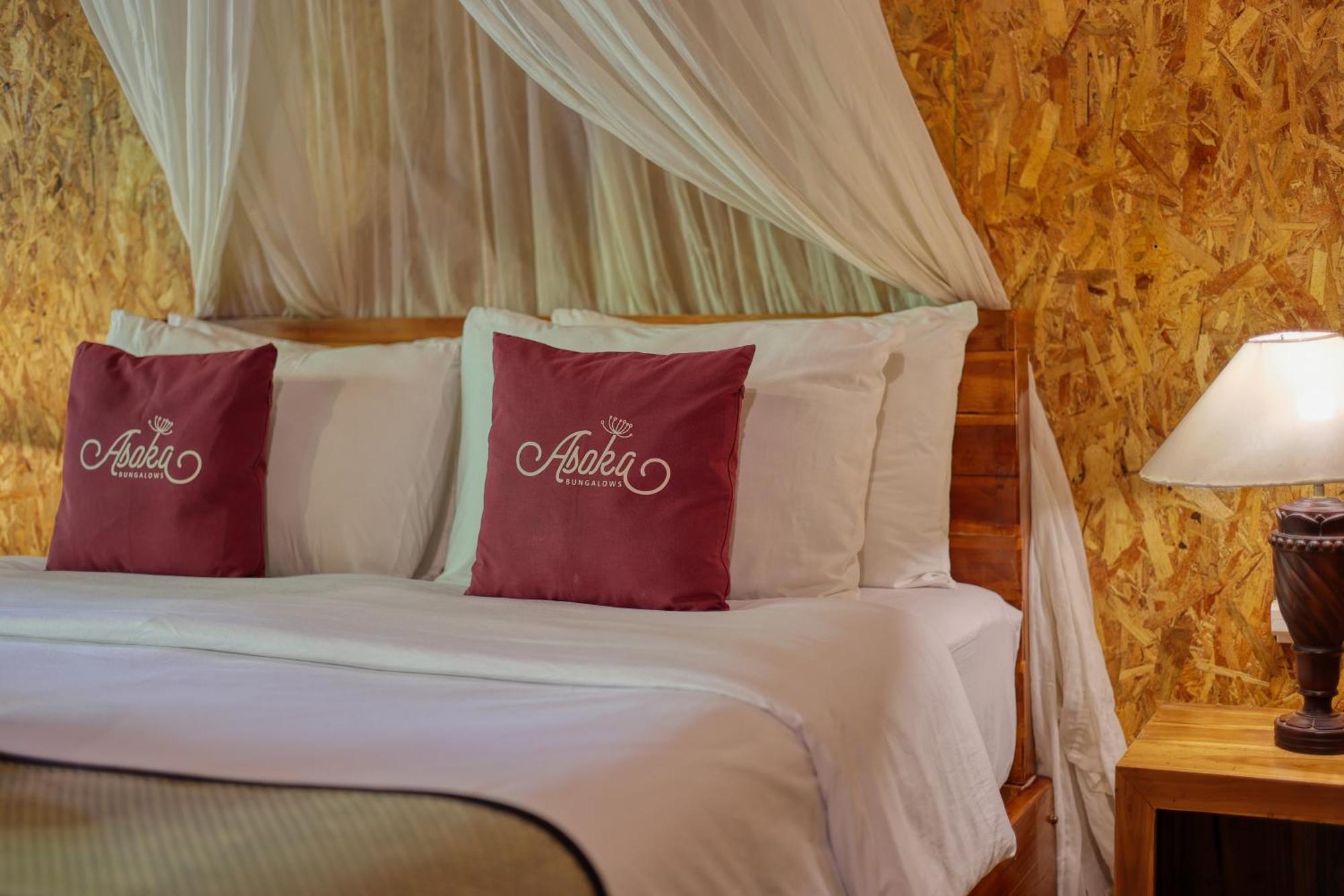 Asoka Bungalows Ped Eksteriør billede